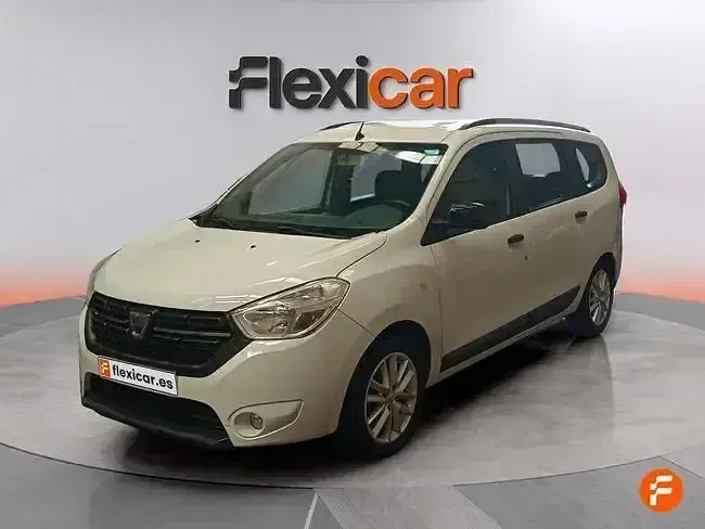 Usado Dacia Lodgy Comfort 115 CV (84 kW) 2022 Blanco Monovolumen