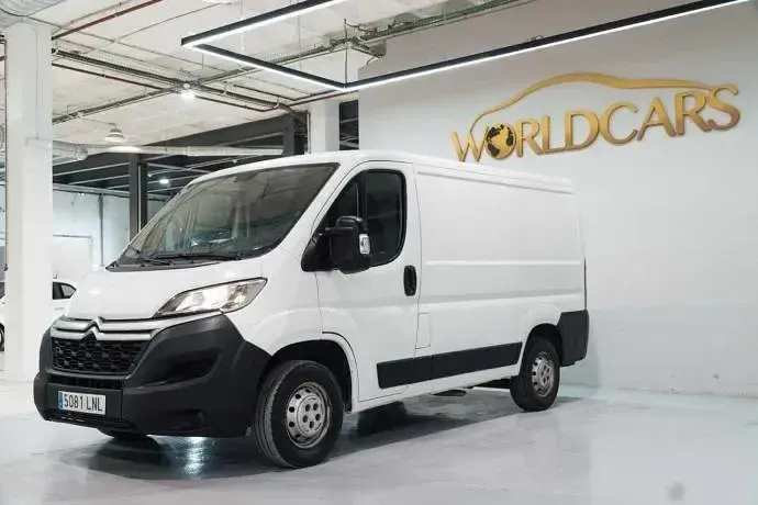 Usado Citroën Jumper 120 CV (88 kW) 2021 Blanco Monovolumen
