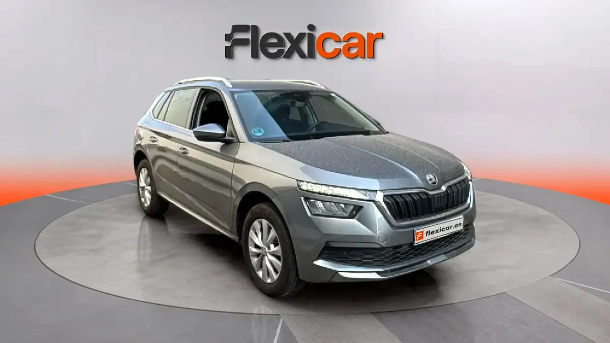 Usado Skoda Kamiq Ambition 110 CV (80 kW) 2022 SUV