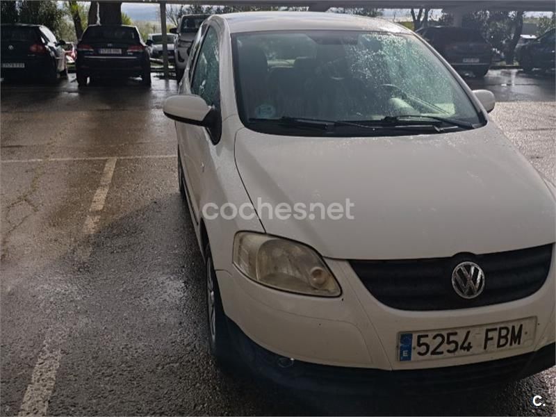 Blanco Usado 2006 VW Fox Utilitario | 3100 € - Imagen 1/4