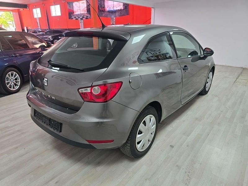 Usado Seat Ibiza SC Reference 70 CV (51 kW) 2014 Gris / plata Utilitario