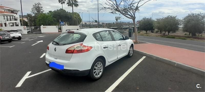 Usado Renault Mégane Extreme 105 CV (77 kW) 2010 Blanco Berlina