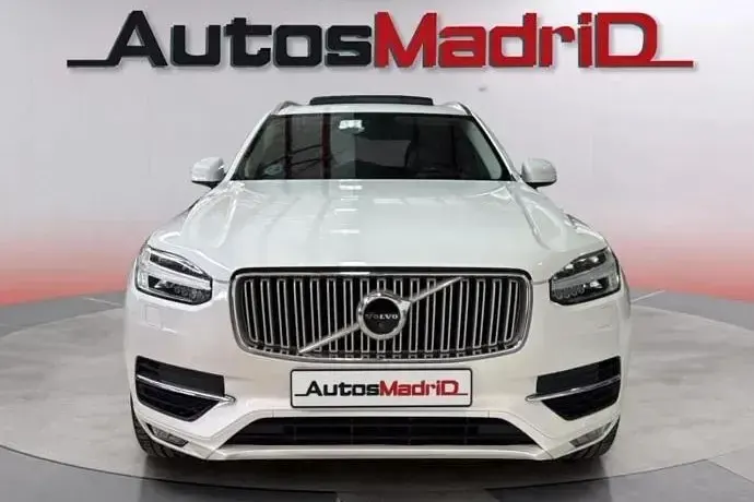 Usado Volvo XC90 Momentum 235 CV (172 kW) 2020 SUV
