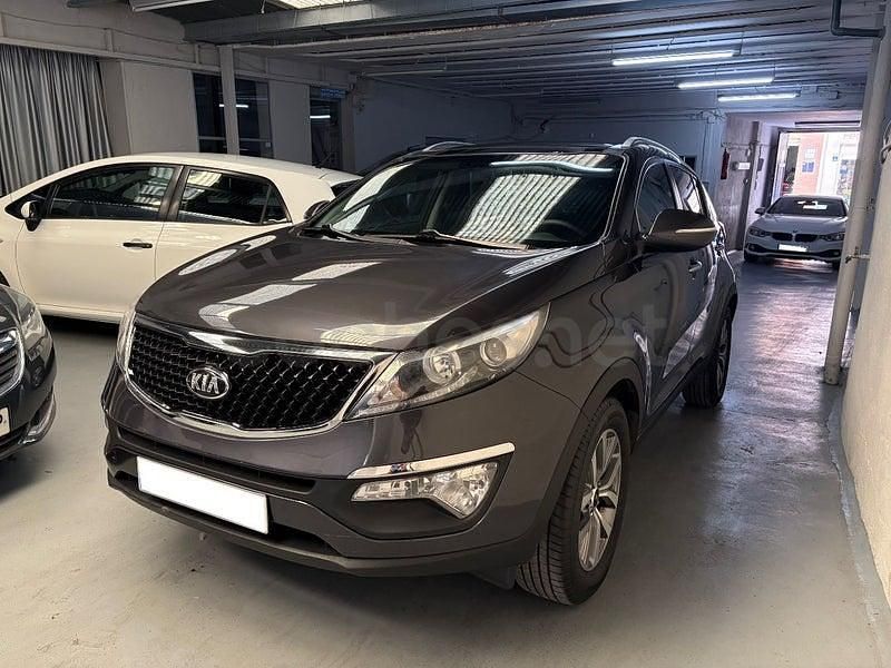 Usado Kia Sportage 115 CV (84 kW) 2014 Gris / plata SUV