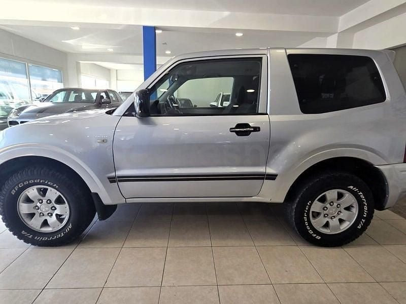 Usado Mitsubishi Montero 160 CV (117 kW) 2004 Gris / plata SUV
