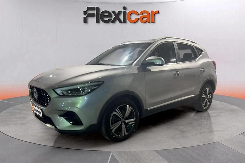 Usado MG ZS Luxury 111 CV (81 kW) 2022 Gris SUV