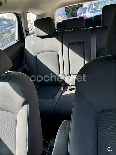 Usado Chevrolet Orlando LT 141 CV (103 kW) 2011 Gris / plata Monovolumen