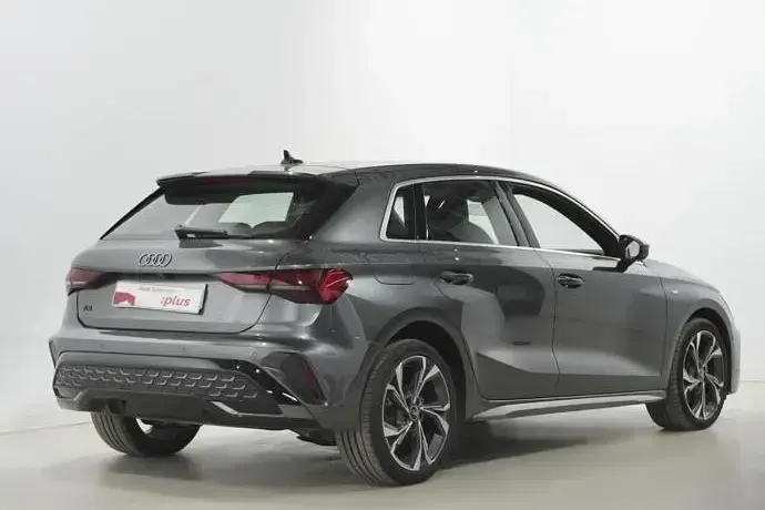 Usado Audi A3 e-tron S-Line 204 CV (150 kW) 2025 Utilitario