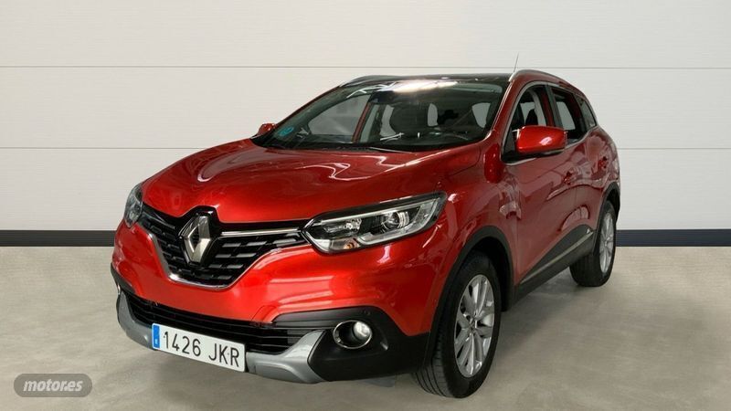 Usado Renault Kadjar Zen 132 CV (97 kW) 2015 Rojo SUV