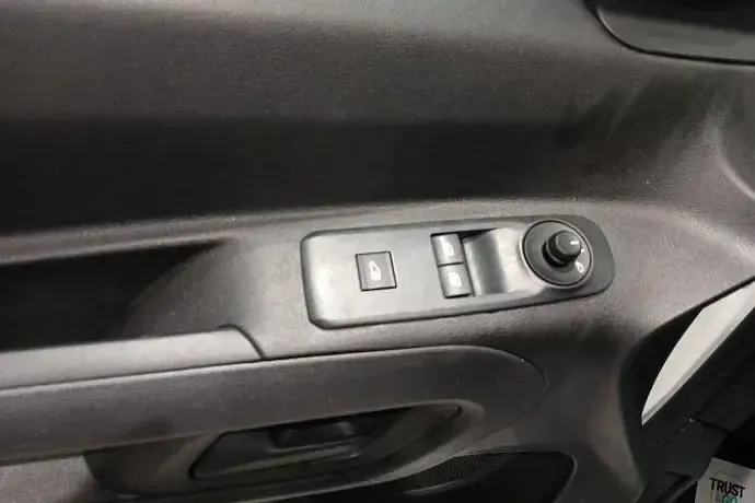 Usado Peugeot Partner 98 CV (72 kW) 2021 Monovolumen