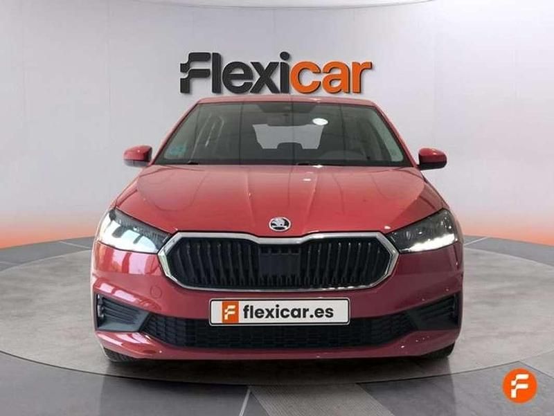 Usado Skoda Fabia Active 80 CV (58 kW) 2021 Rojo Utilitario