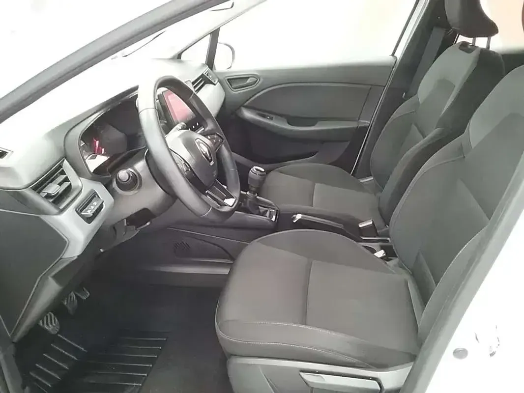 Usado Renault Clio Business 101 CV (74 kW) 2021 Blanco Utilitario