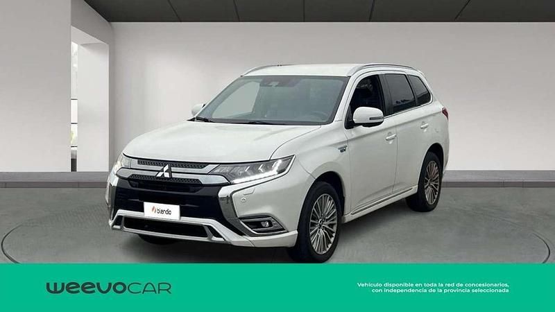 Usado Mitsubishi Outlander 227 CV (166 kW) 2019 Blanco SUV