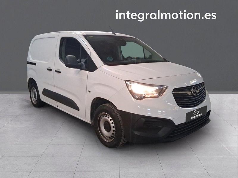 Usado Opel Combo S 76 CV (55 kW) 2020 Blanco Van