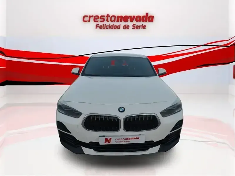Käytetty BMW X2 150 HP (110 kW) 2021 Valkoinen Katumaasturi
