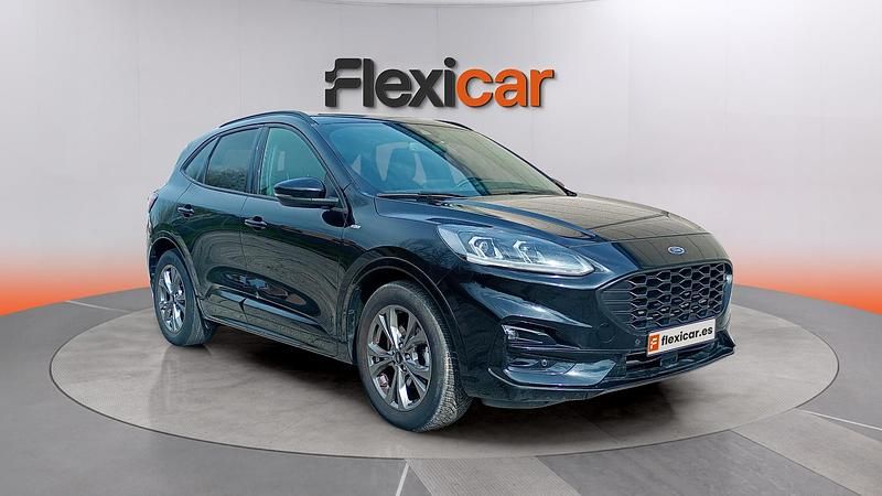 Usado Ford Kuga ST-Line 150 CV (110 kW) 2022 Negro SUV