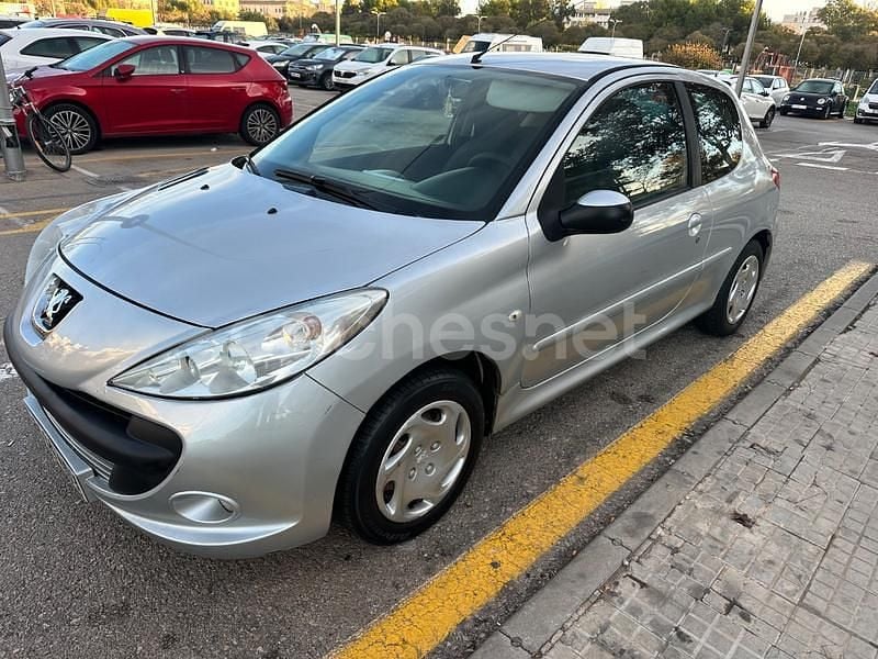 Gris / plata Usado 2011 Peugeot 206 Berlina | 3850 € (Precio justo) - Imagen 1/4