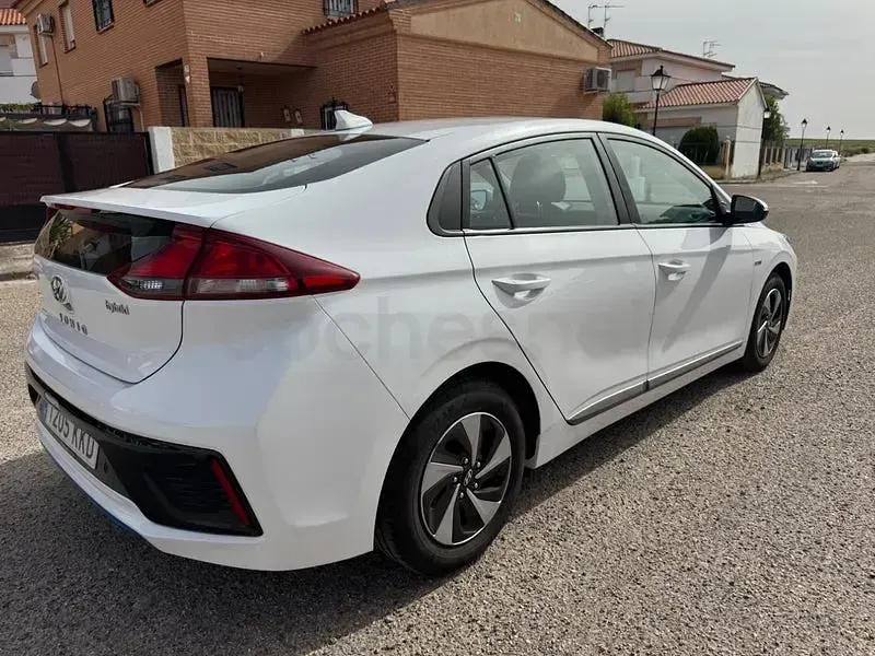 Usado Hyundai Ioniq 141 CV (103 kW) 2020 Blanco Utilitario