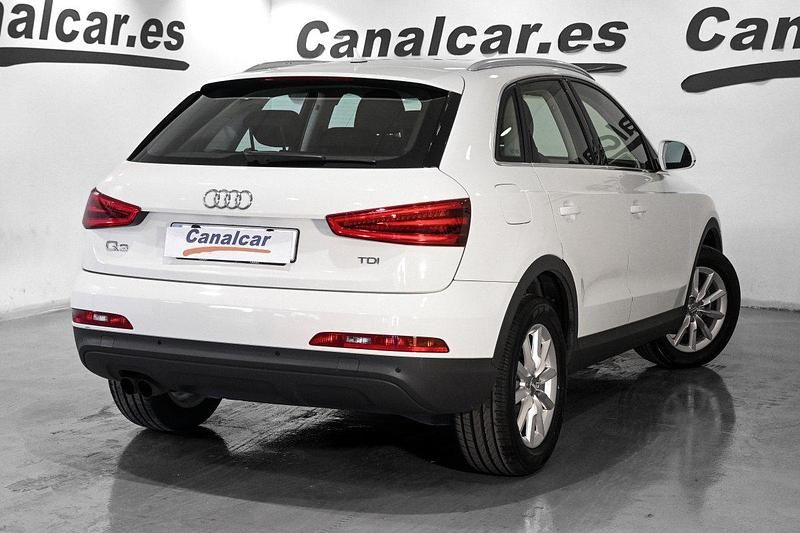 Usado Audi Q3 Ambiente 140 CV (102 kW) 2012 Blanco SUV