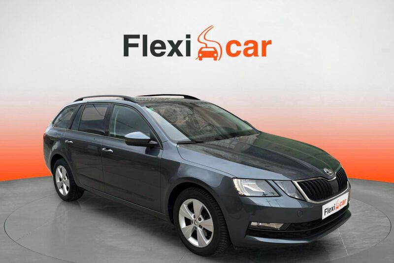Gris Usado 2019 Skoda Octavia Ambition Berlina | 15.990 € (Precio justo) - Imagen 1/4