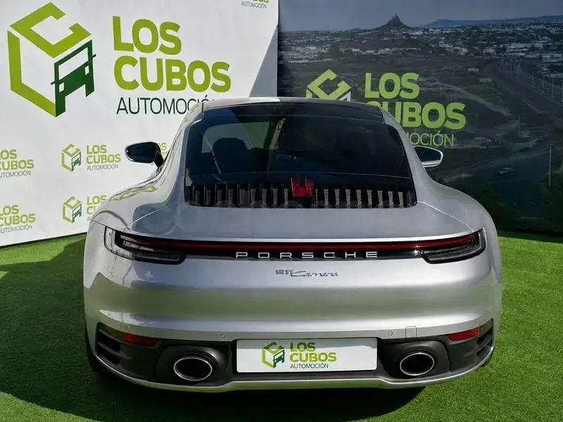 Usado Porsche 911 Carrera 385 CV (283 kW) 2023 Gris / plata Coupe