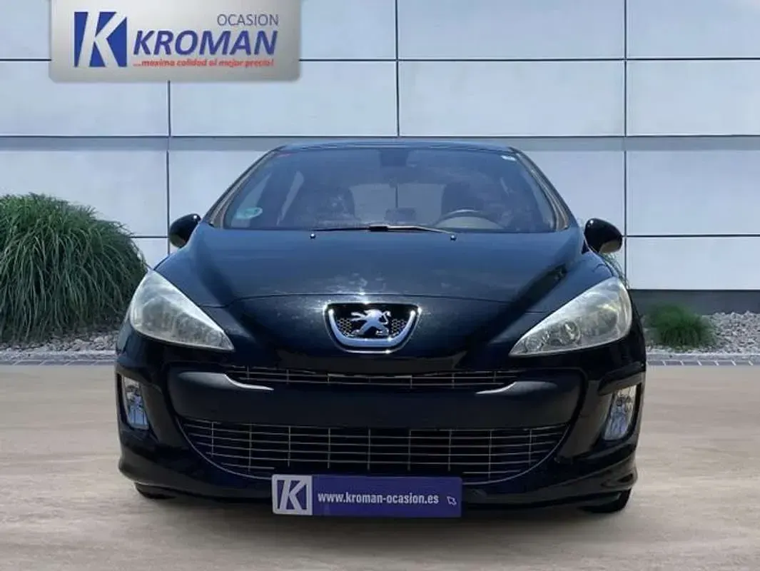 Usado Peugeot 308 120 CV (88 kW) 2008 Negro Utilitario