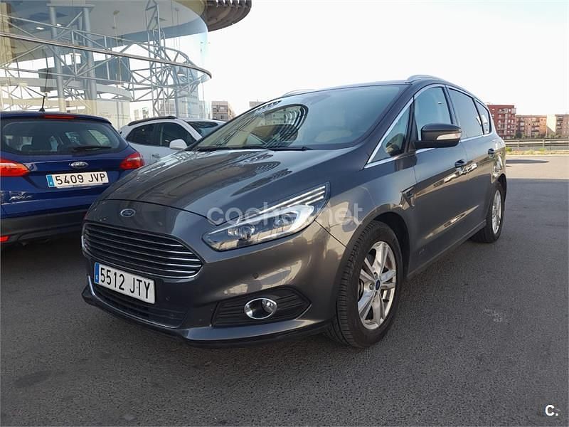 Gris / plata Usado 2016 Ford S-MAX Titanium Monovolumen | 17.500 € (Buen precio) - Imagen 1/4
