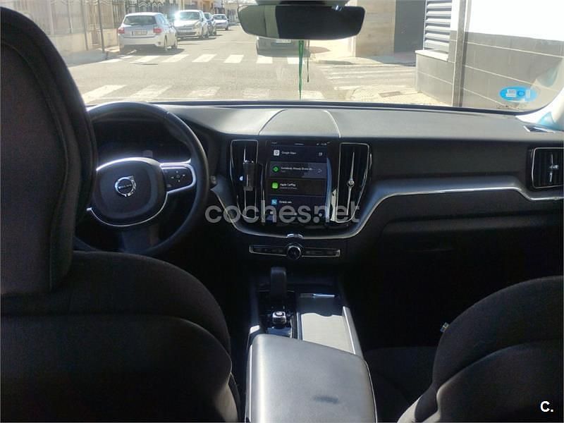 Usado Volvo XC60 Core 350 CV (257 kW) 2022 Blanco SUV