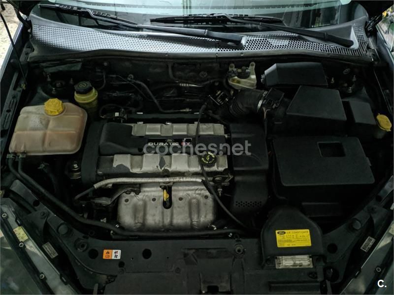 Usado Ford Focus ST 173 CV (127 kW) 2003 Negro Berlina