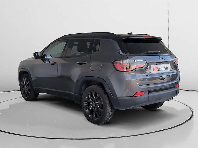 Usado Jeep Compass 242 CV (177 kW) 2021 Gris SUV