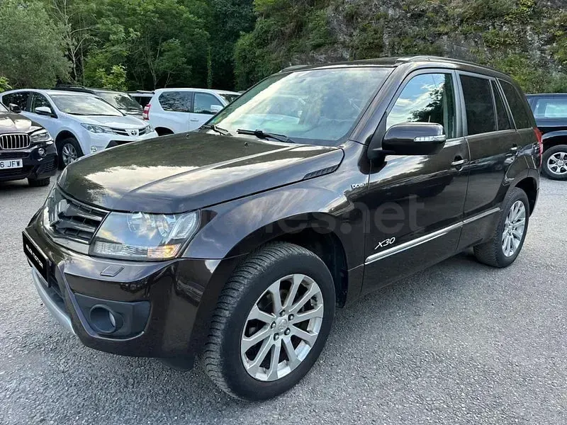 Usado Suzuki Vitara 129 CV (94 kW) 2014 Marrón SUV