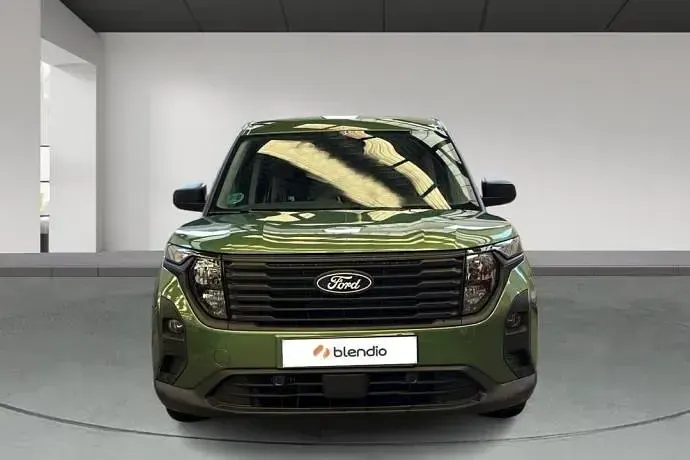 Usado Ford Tourneo Trend 125 CV (91 kW) 2025