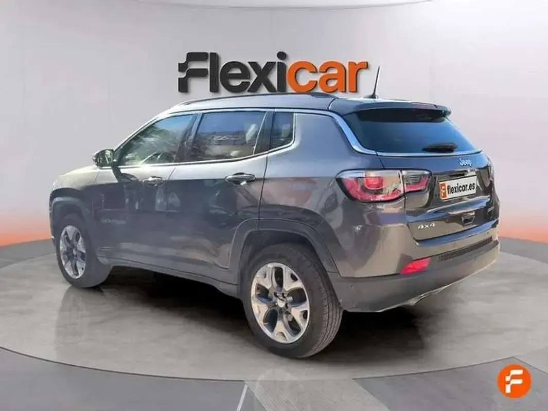 Usado Jeep Compass Limited 170 CV (125 kW) 2020 Negro SUV