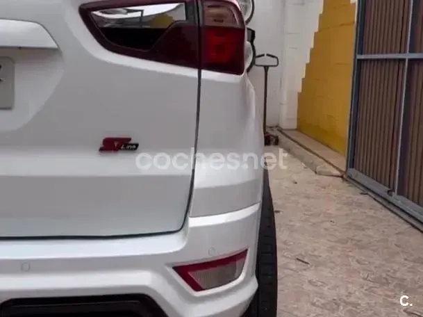 Usado Ford Ecosport ST-Line 125 CV (91 kW) 2021 Blanco SUV