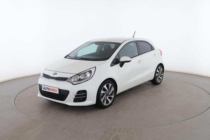 Usado Kia Rio 85 CV (62 kW) 2016 Blanco Utilitario