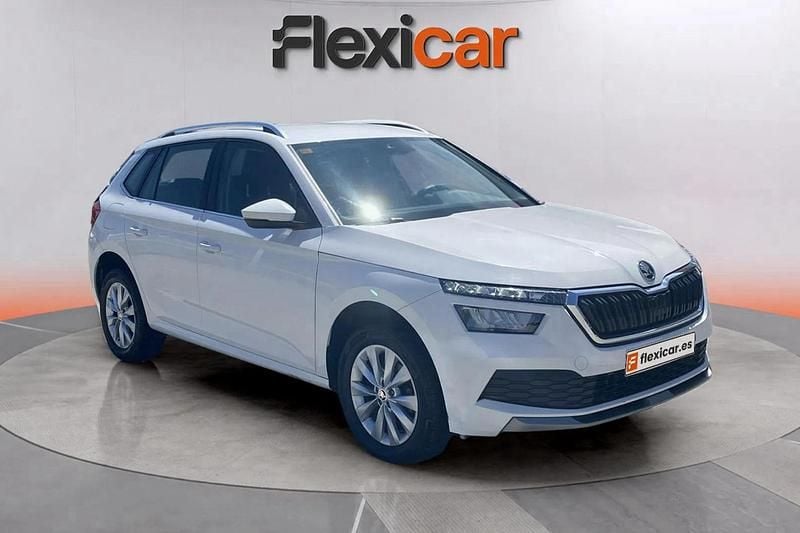 Blanco Usado 2021 Skoda Kamiq Ambition SUV | 15.490 € (Precio justo) - Imagen 1/4