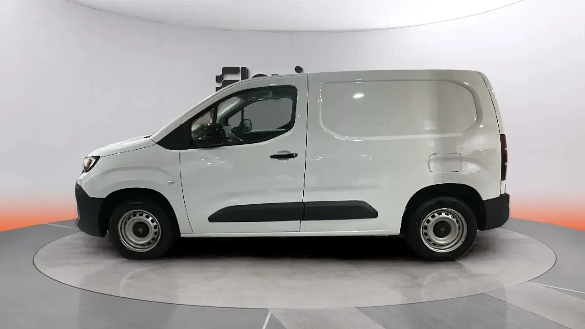 Usado Peugeot Partner 102 CV (75 kW) 2025 Blanco Monovolumen