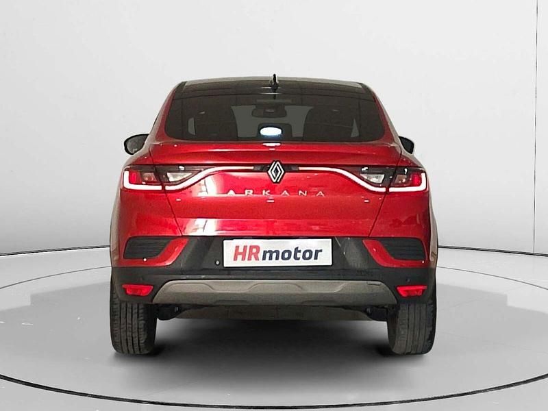 Usado Renault Arkana Techno 140 CV (102 kW) 2024 Rojo SUV