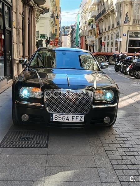Usado Chrysler 300C Touring 218 CV (160 kW) 2006 Negro Familiar