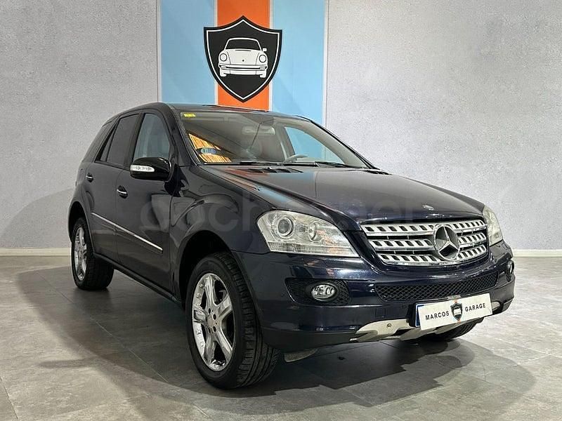 Usado Mercedes ML350 272 CV (200 kW) 2006 Gris / plata SUV