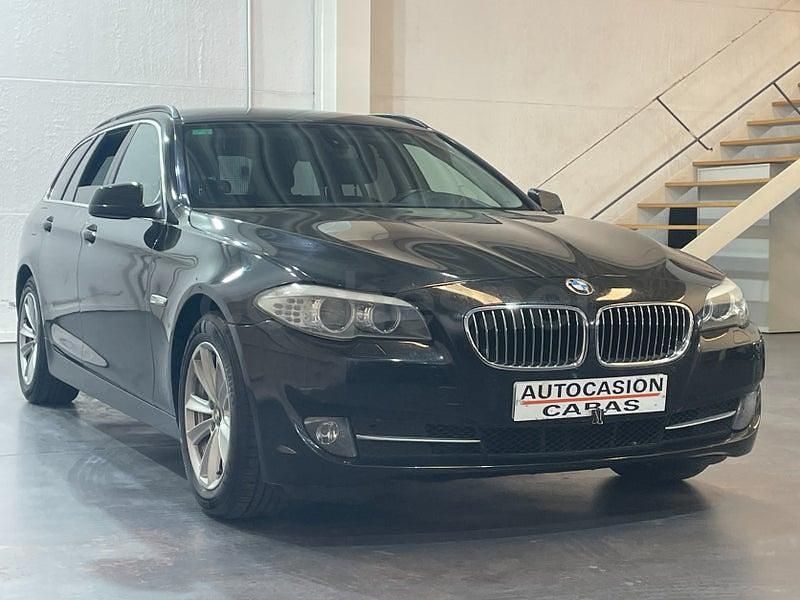 Usado BMW 520 184 CV (135 kW) 2011 Negro Familiar