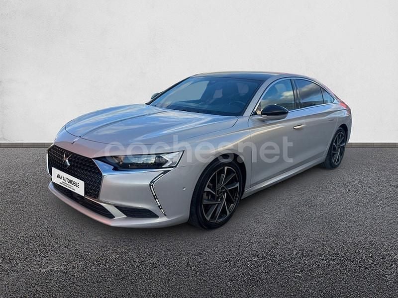 Beige Usado 2023 DS Automobiles DS9 Rivoli Berlina | 29.990 € (Super precio) - Imagen 1/4