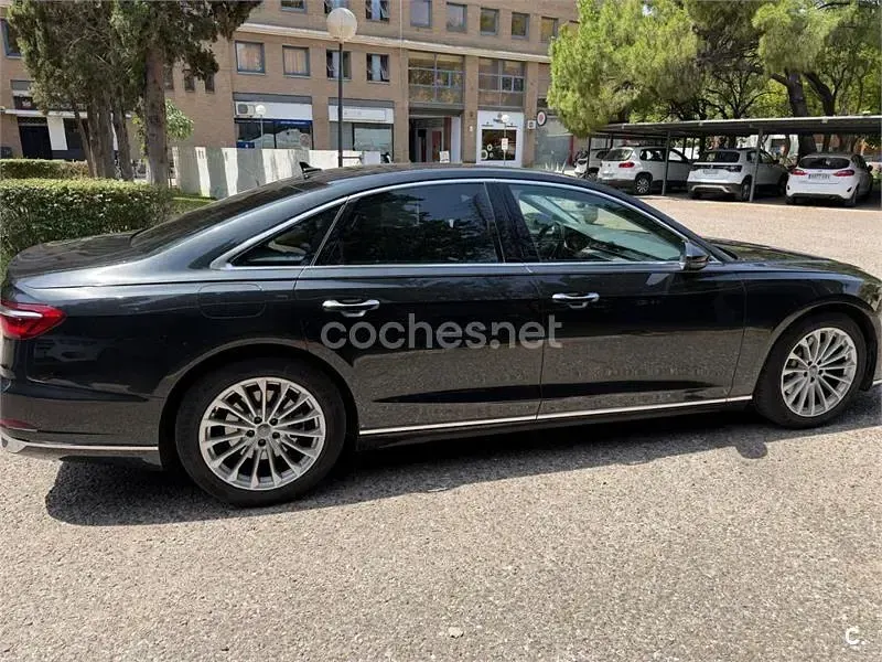 Usado Audi A8 286 CV (210 kW) 2019 Negro Berlina