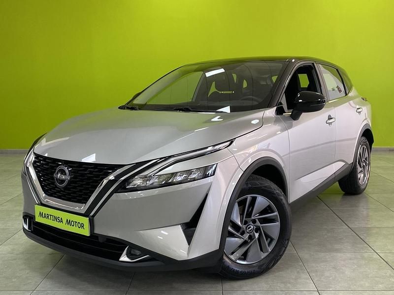 Usado Nissan Qashqai Acenta 158 CV (116 kW) 2023 Plateado SUV