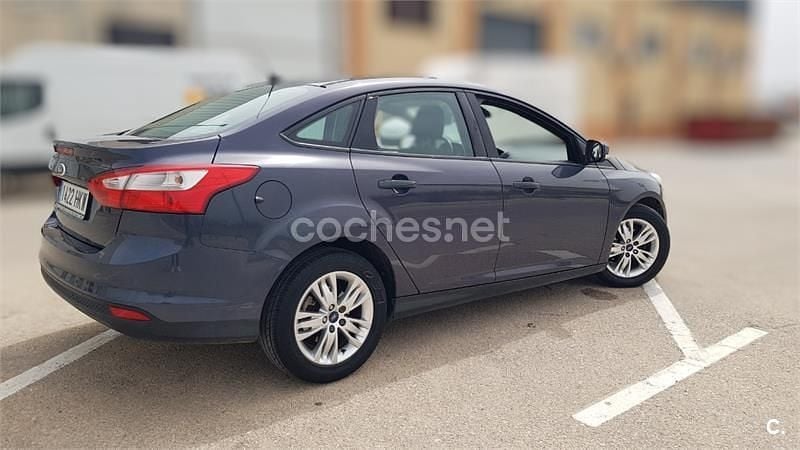 Usado Ford Focus Titanium 115 CV (84 kW) 2012 Negro Berlina