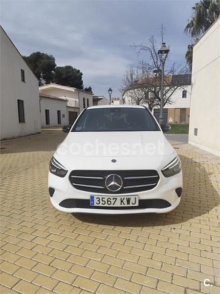 Usado Mercedes B200 170 CV (125 kW) 2019 Blanco Monovolumen