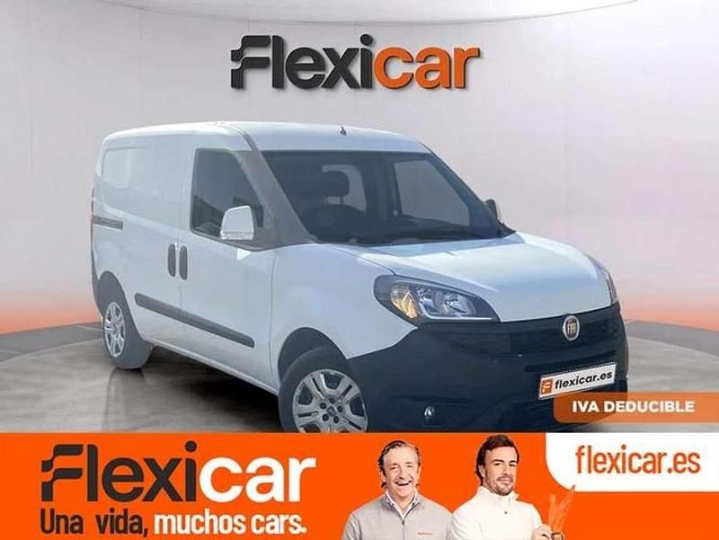 Blanco Usado 2020 Fiat Doblò Easy Plus Monovolumen | 10.390 € (Precio justo) - Imagen 1/1