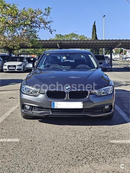 Usado BMW 318 150 CV (110 kW) 2016 Gris / plata Berlina