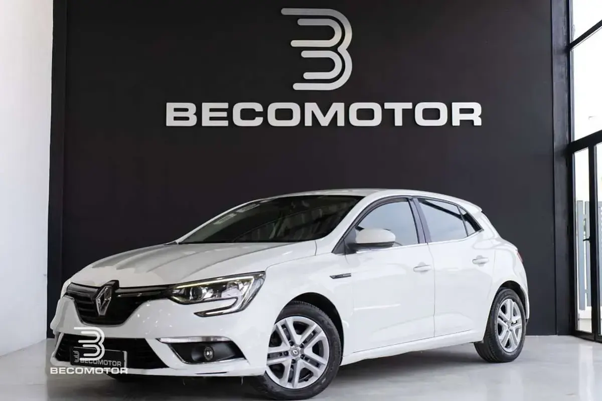 Usado Renault Mégane Life 95 CV (69 kW) 2020 Blanco Utilitario