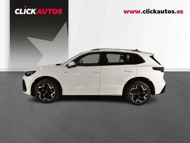 Usado VW Tiguan R-line 151 CV (111 kW) 2025 Blanco SUV